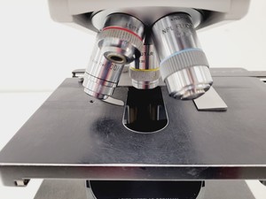 Thumbnail image of Leitz Diaplan 020-437.035 Microscope with Multi-Head Bridge w/4 x Objectives Lab