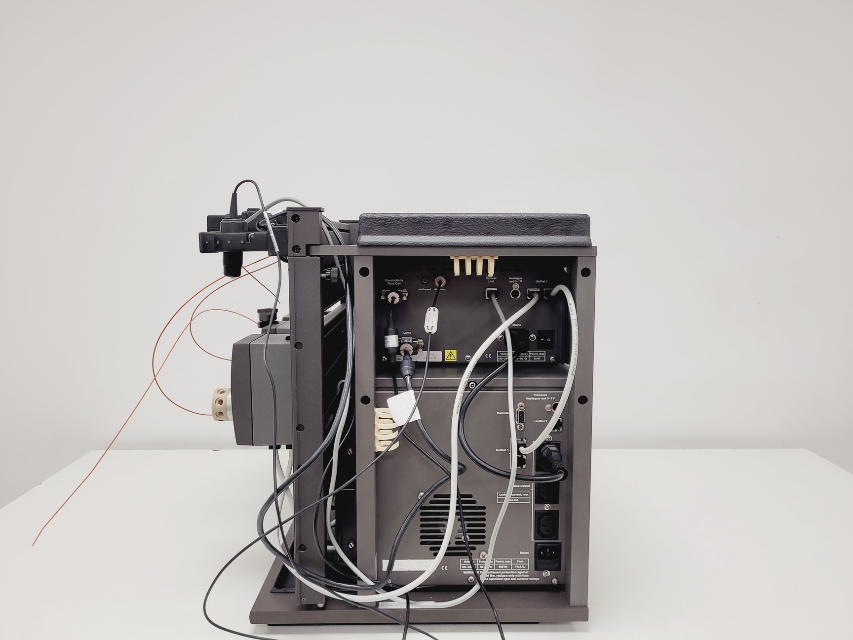 Image of Amersham Biosciences ATKA FPLC System, P-920, UPC-900, Frac-950, M-925 Lab