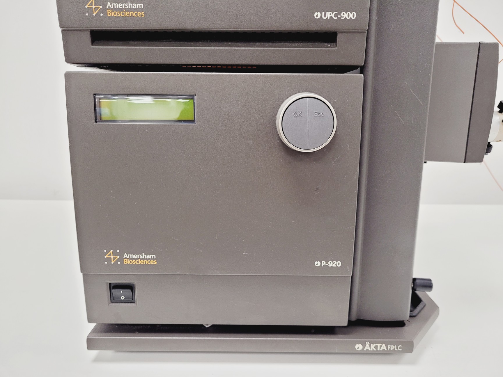 Image of Amersham Biosciences ATKA FPLC System, P-920, UPC-900, Frac-950, M-925 Lab