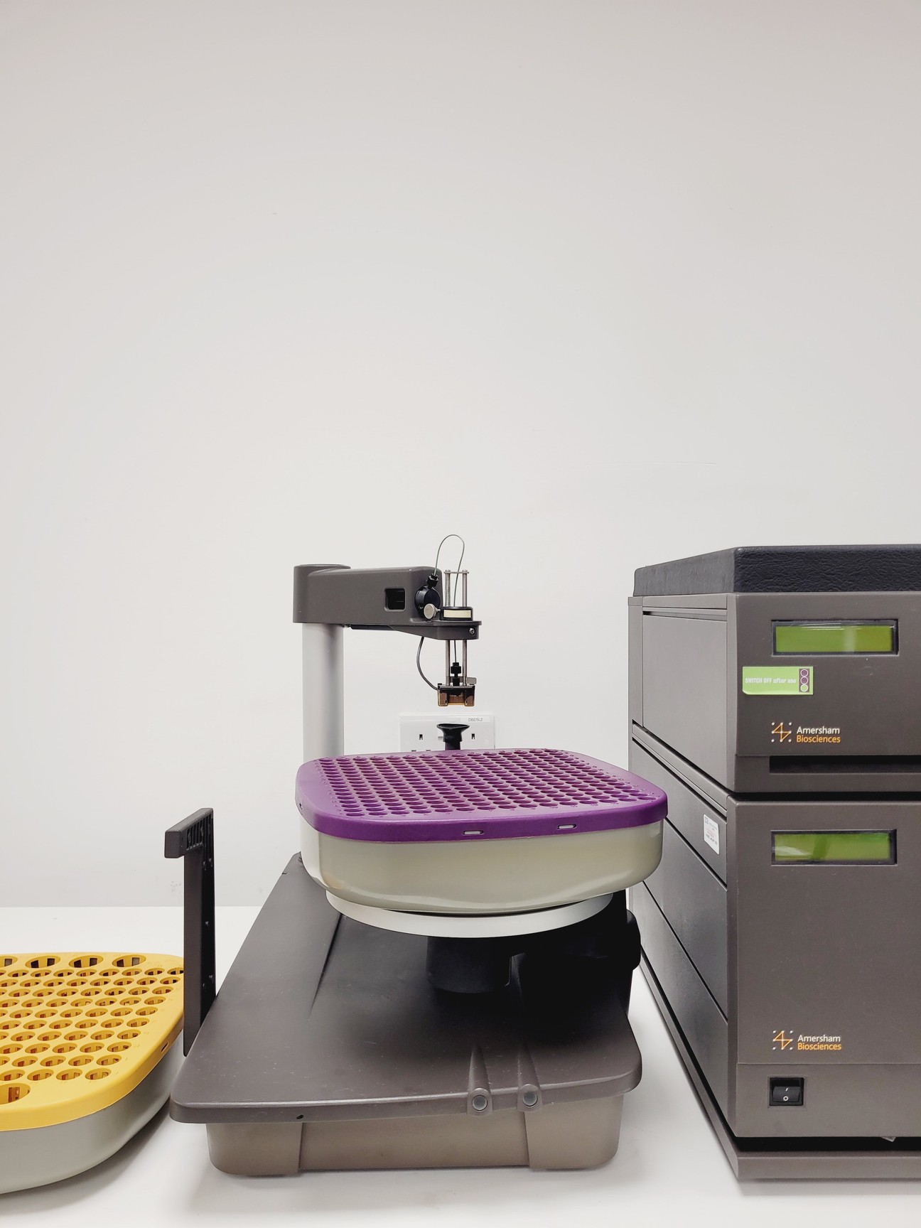 Image of Amersham Biosciences ATKA FPLC System, P-920, UPC-900, Frac-950, M-925 Lab