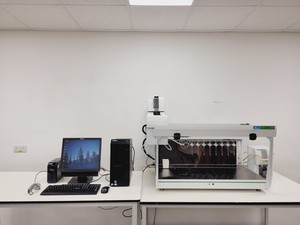 Thumbnail image of Perkin Elmer Janus Liquid Handler Workstation AJM8001/T Varispan 8 System Lab