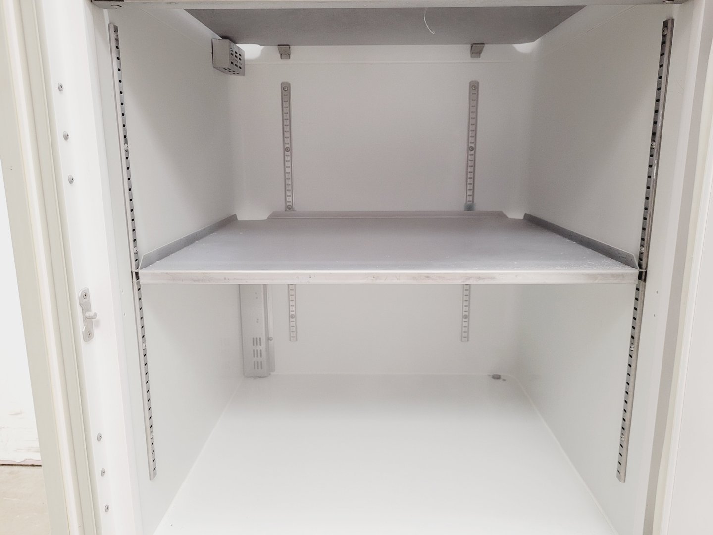 Image of Sanyo VIP Series MDF-U52V ULT Ultra Low Temperature Freezer Lab