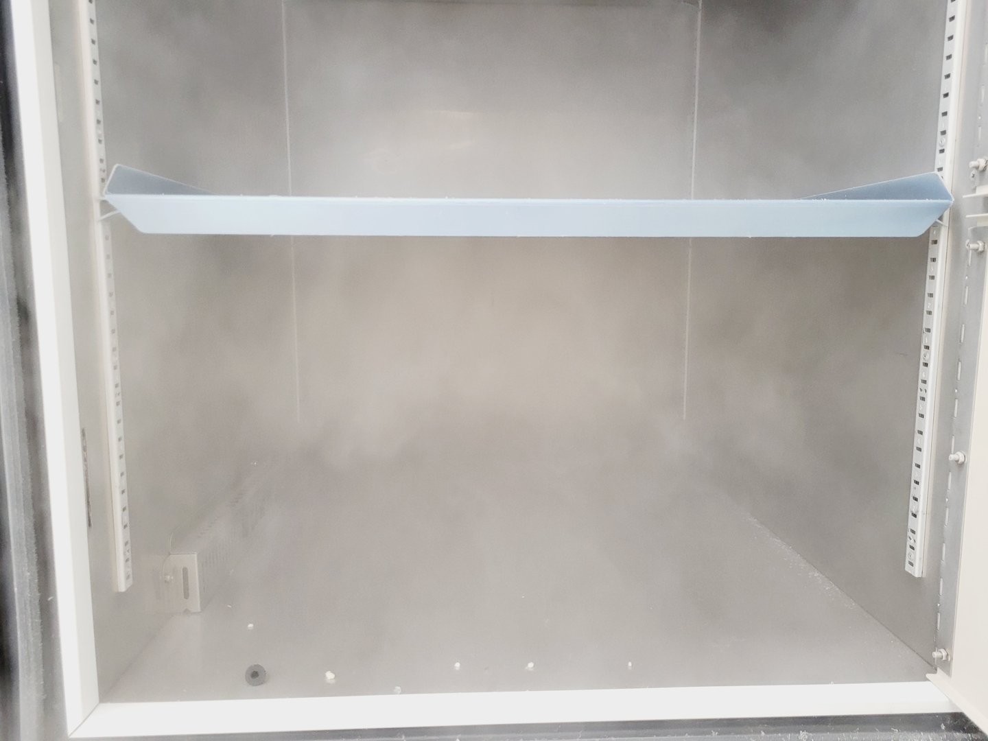 Image of Thermo Scientific Forma 905 -86 Freezer 900 Series ULT Laboratory Freezer Lab