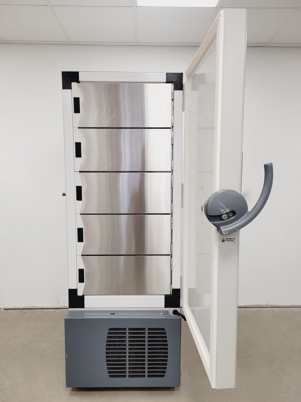 Image of Thermo Scientific Revco UXF 40086V ULT Ultra Low Temperature Freezer