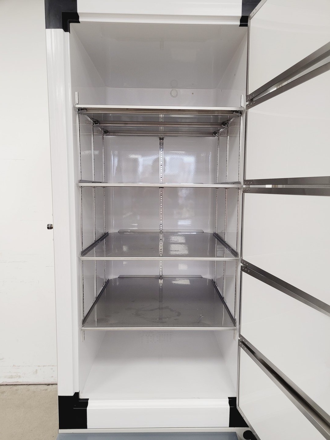 Image of Thermo Scientific Revco UXF 40086V ULT Ultra Low Temperature Freezer
