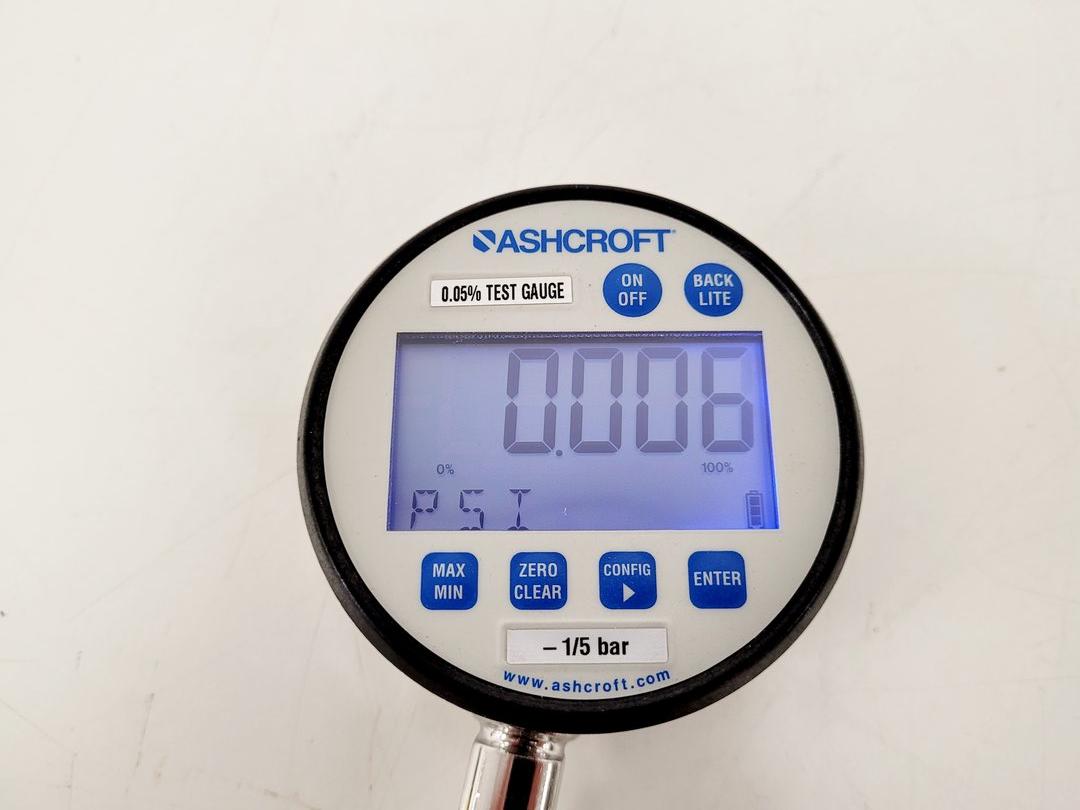 Image of Ashcroft Model 2089 Digital Test Pressure Gauge  Lab