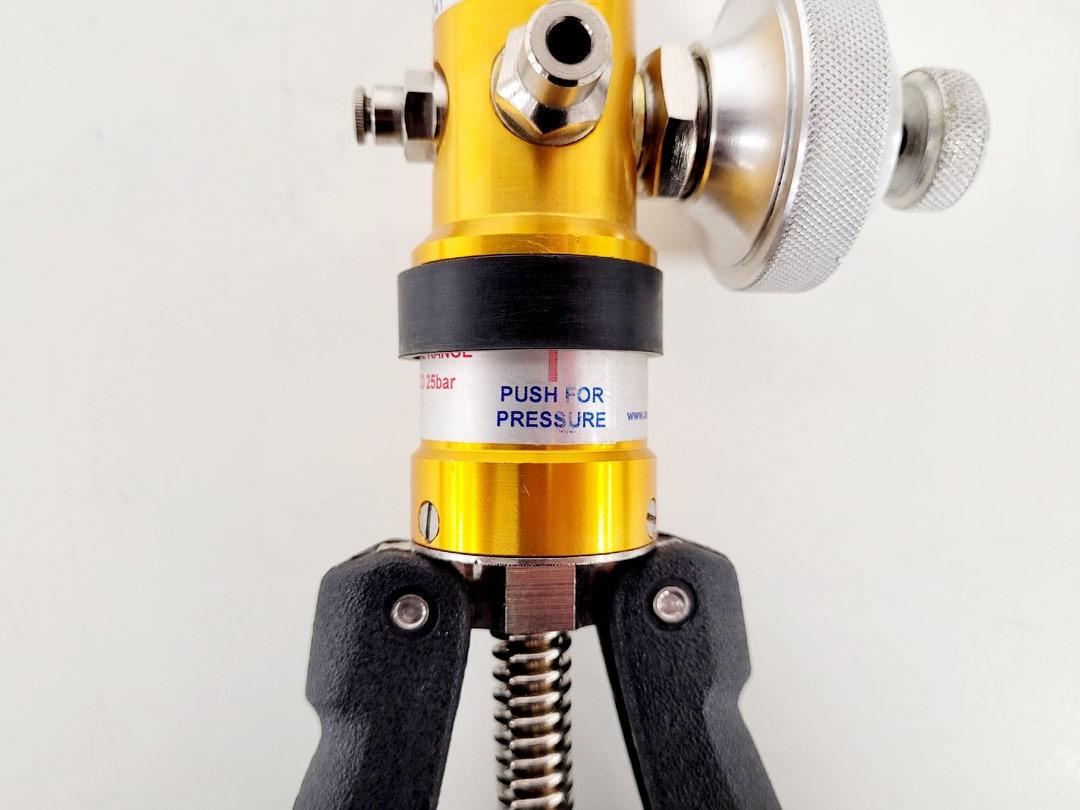 Image of Ashcroft Model 2089 Digital Test Pressure Gauge  Lab