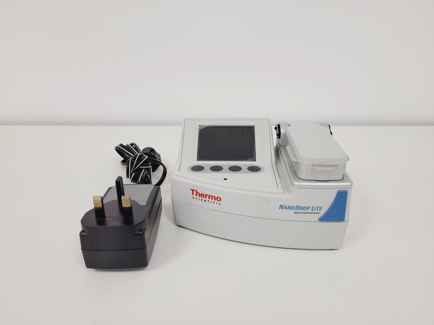 Image of Thermo Scientific NanoDrop Lite Spectrophotometer Lab