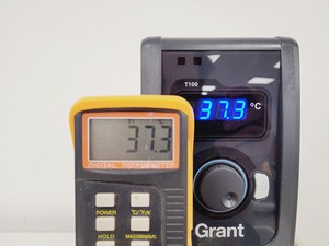 Thumbnail image of Grant T100 Heated Laboratory Water Bath 4L Lab