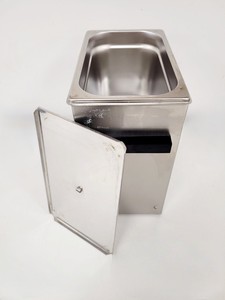 Thumbnail image of VWR USC500T  Ultrasonic Cleaner Water Bath Lab