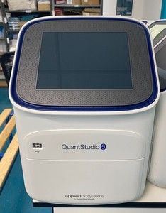 Thumbnail image of Applied Biosystems QuantStudio 5 Real-Time PCR Machine 96-well Block