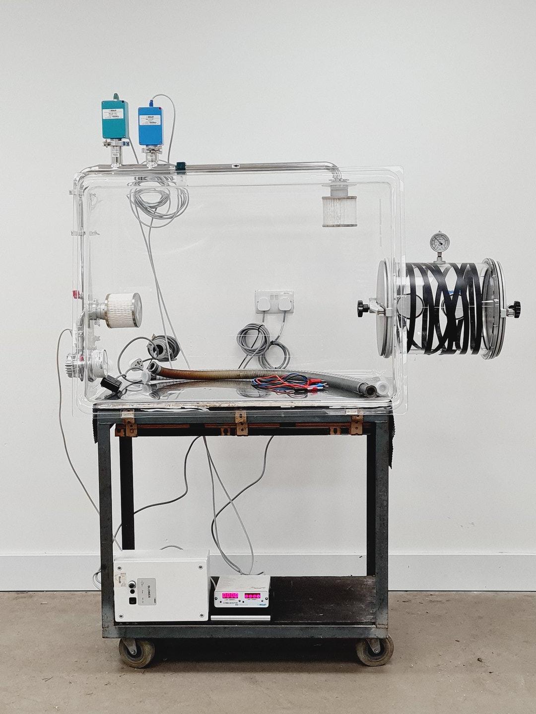 Image of MBraun GB 2202 - C Glove Box Laboratory Workstation Lab