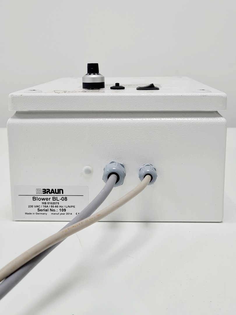 Image of MBraun GB 2202 - C Glove Box Laboratory Workstation Lab