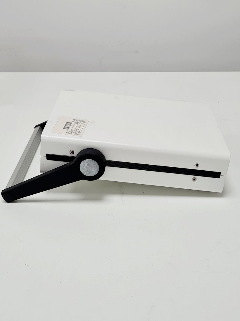 Image of MBraun GB 2202 - C Glove Box Laboratory Workstation Lab