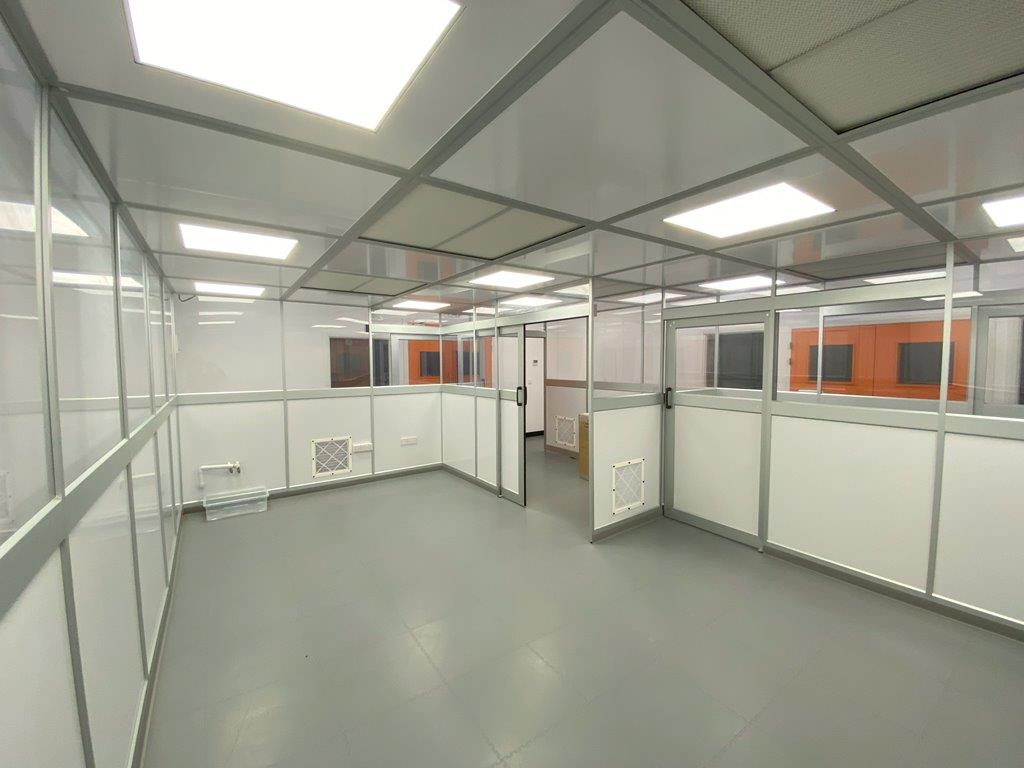 Image of Monmouth Scientific Laboratory Cleanroom 5030mm x 6030mm x 2350mm Lab