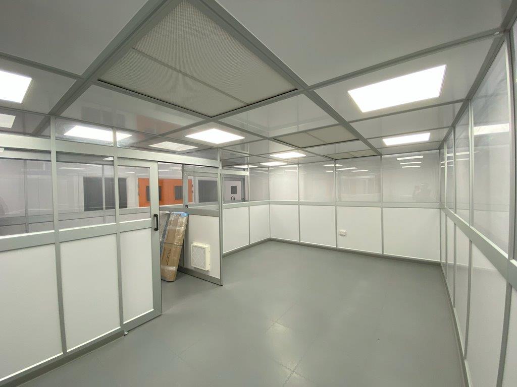 Image of Monmouth Scientific Laboratory Cleanroom 5030mm x 6030mm x 2350mm Lab
