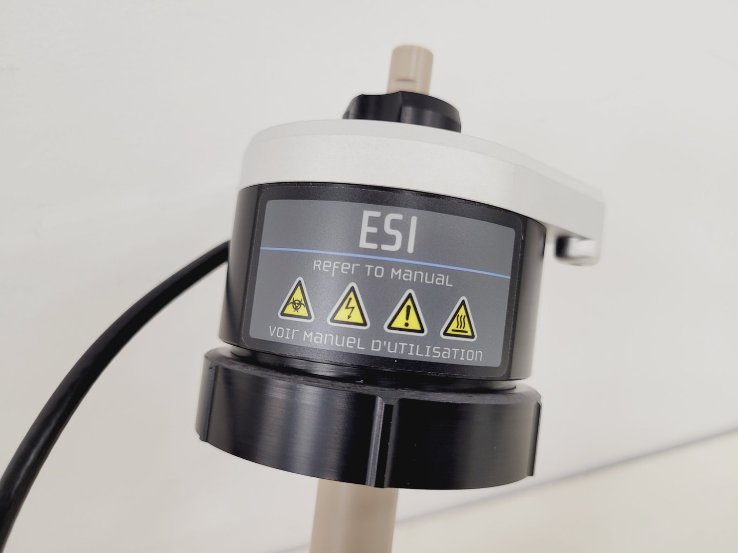 Image of ESI Probe Assembly PN 700004254 Waters Xevo with  Spares & Installation Kit Lab