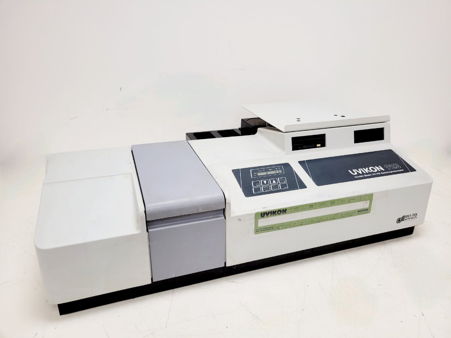 Image of Bio-Tek Kontron Uvikon 923 Double Beam UV/VIS Spectrophotometer Lab