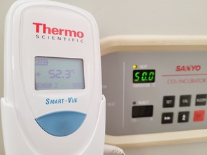 Thumbnail image of Sanyo MCO-17A CO2 Laboratory Incubator Lab