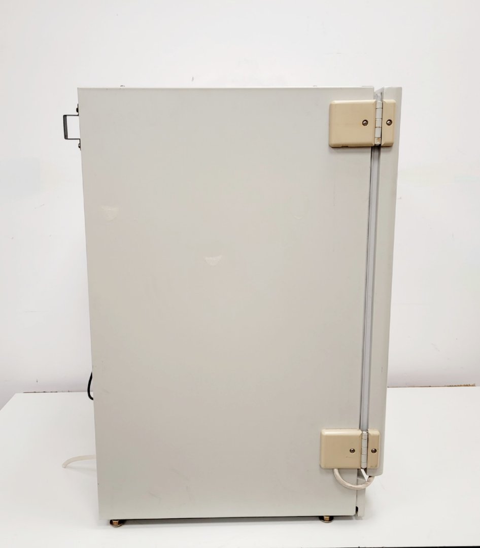 Image of Sanyo MCO-17A CO2 Laboratory Incubator Lab