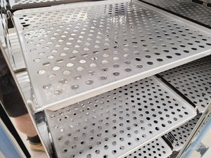Thumbnail image of Thermo Scientific Heratherm IGS400 Incubator Lab