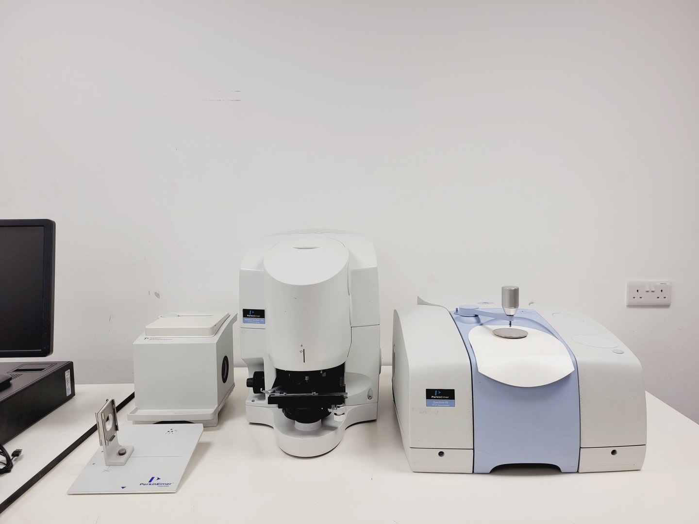 Image of Perkin Elmer Spectrum Spotlight 150 FT-IR Microscope & Spectrum 65 Spectrometer 