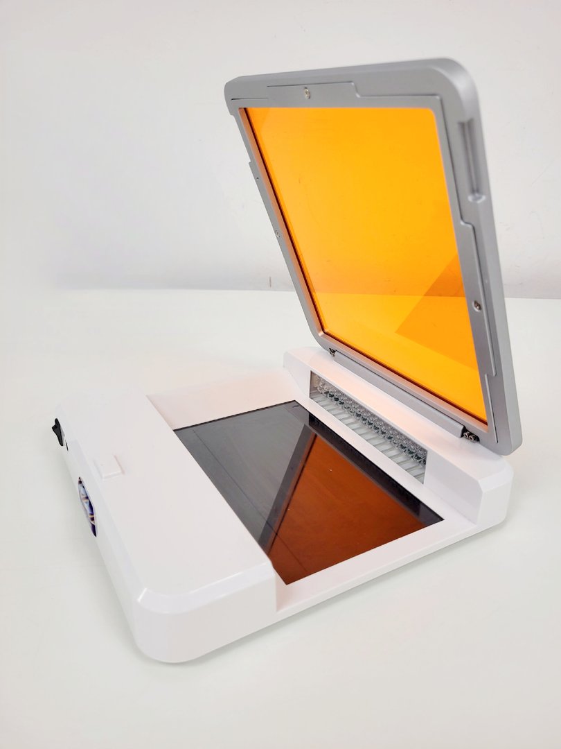 Image of Fastgene Blue Light LED Transilluminator 470nm Lab