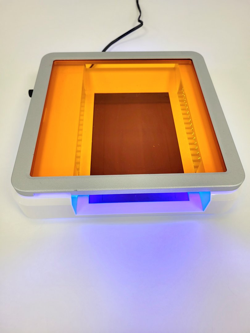 Image of Fastgene Blue Light LED Transilluminator 470nm Lab
