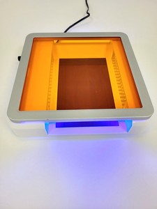 Thumbnail image of Fastgene Blue Light LED Transilluminator 470nm Lab