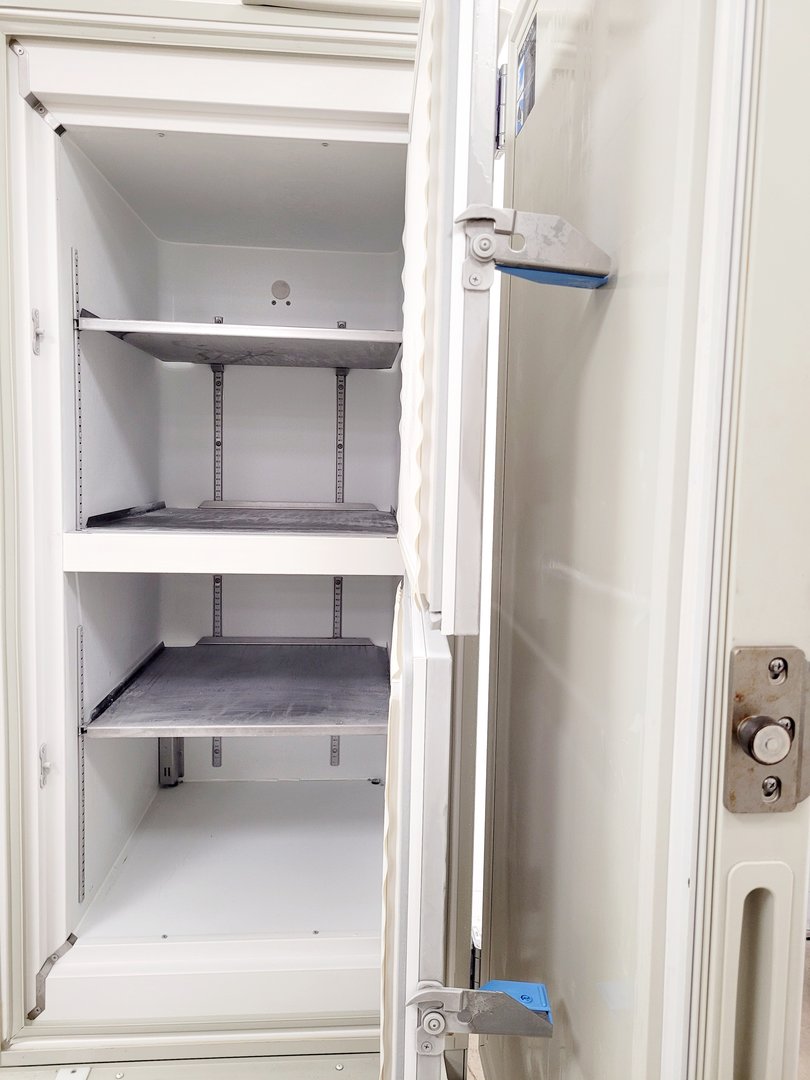 Image of Sanyo MDF-U32V Ultra Low Temperature Freezer  Lab