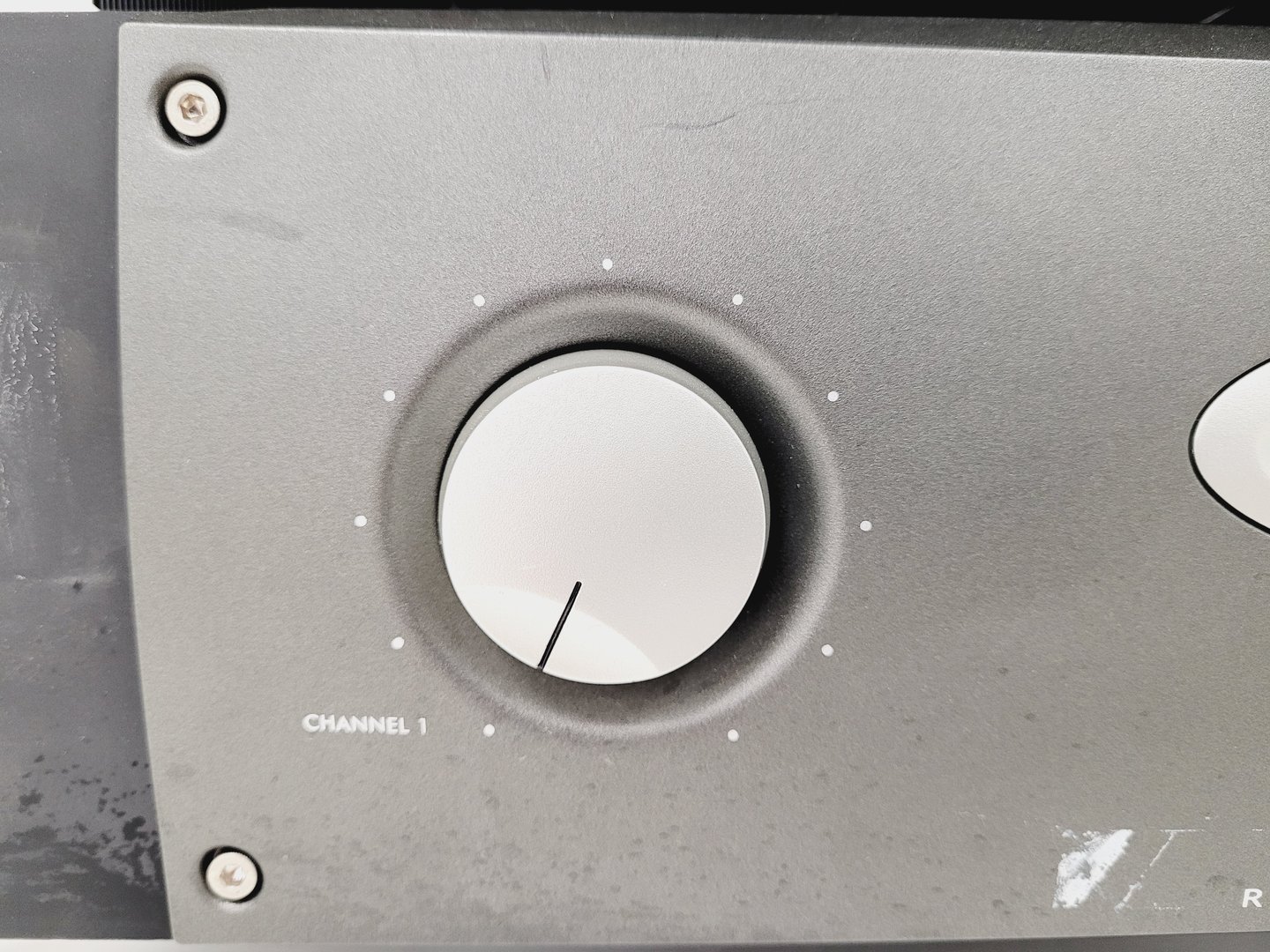 Image of Alesis RA Amplifiers - 3x RA 500 - 25 x RA 300 Lab