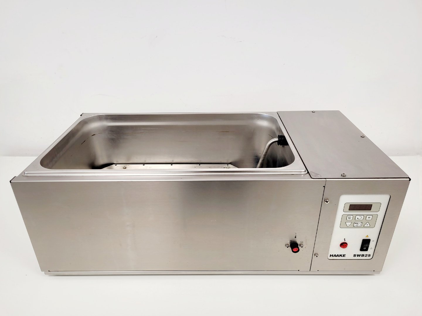 Image of Thermo Haake SWB25 Digital Shaking Water Bath Type: 003-3678 Lab
