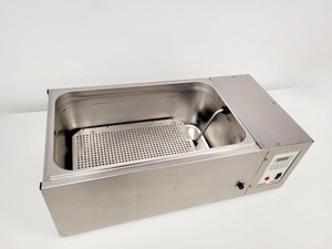 Thumbnail image of Thermo Haake SWB25 Digital Shaking Water Bath Type: 003-3678 Lab