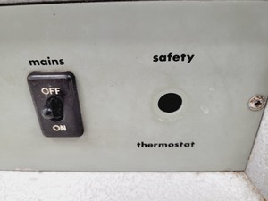 Thumbnail image of Gallenkamp Size One Incubator Model IH-100 Lab