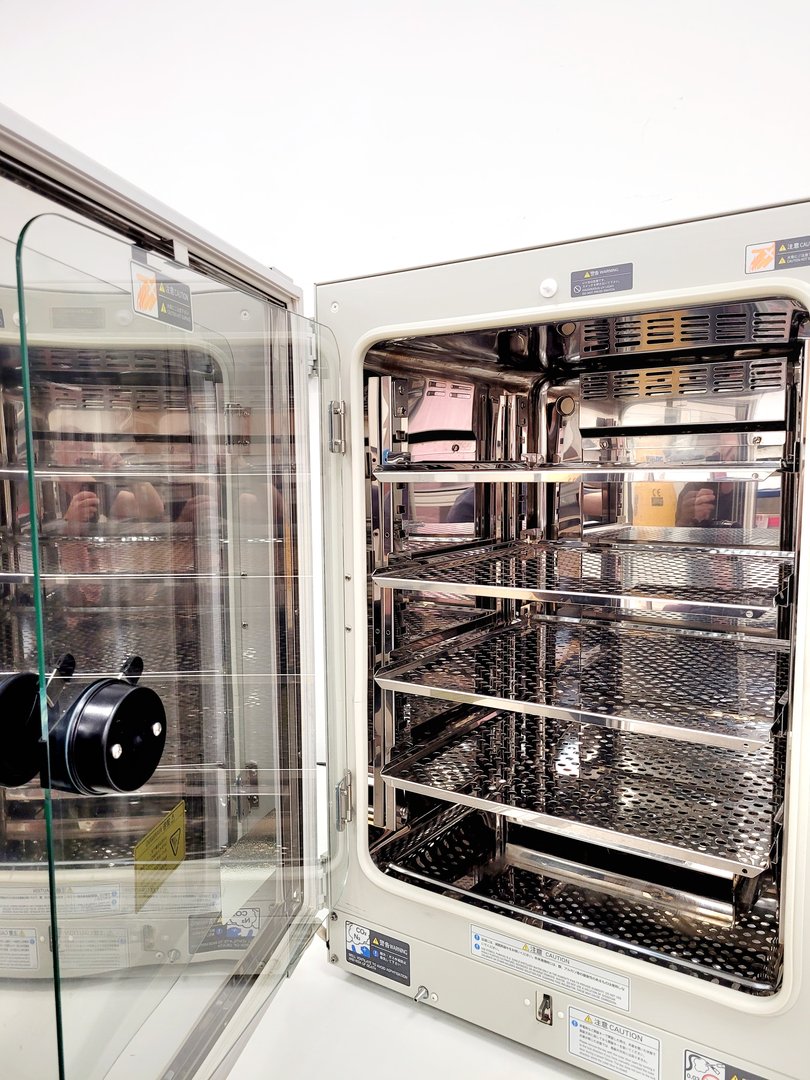 Image of Sanyo CO2 laboratory Incubator Model MCO-19AIC (UV) Lab Spares/Repairs