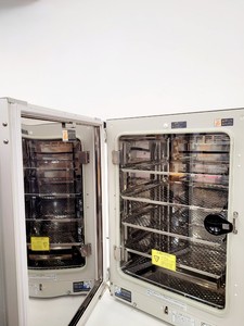 Thumbnail image of Sanyo CO2 laboratory Incubator Model MCO-19AIC (UV) Lab Spares/Repairs