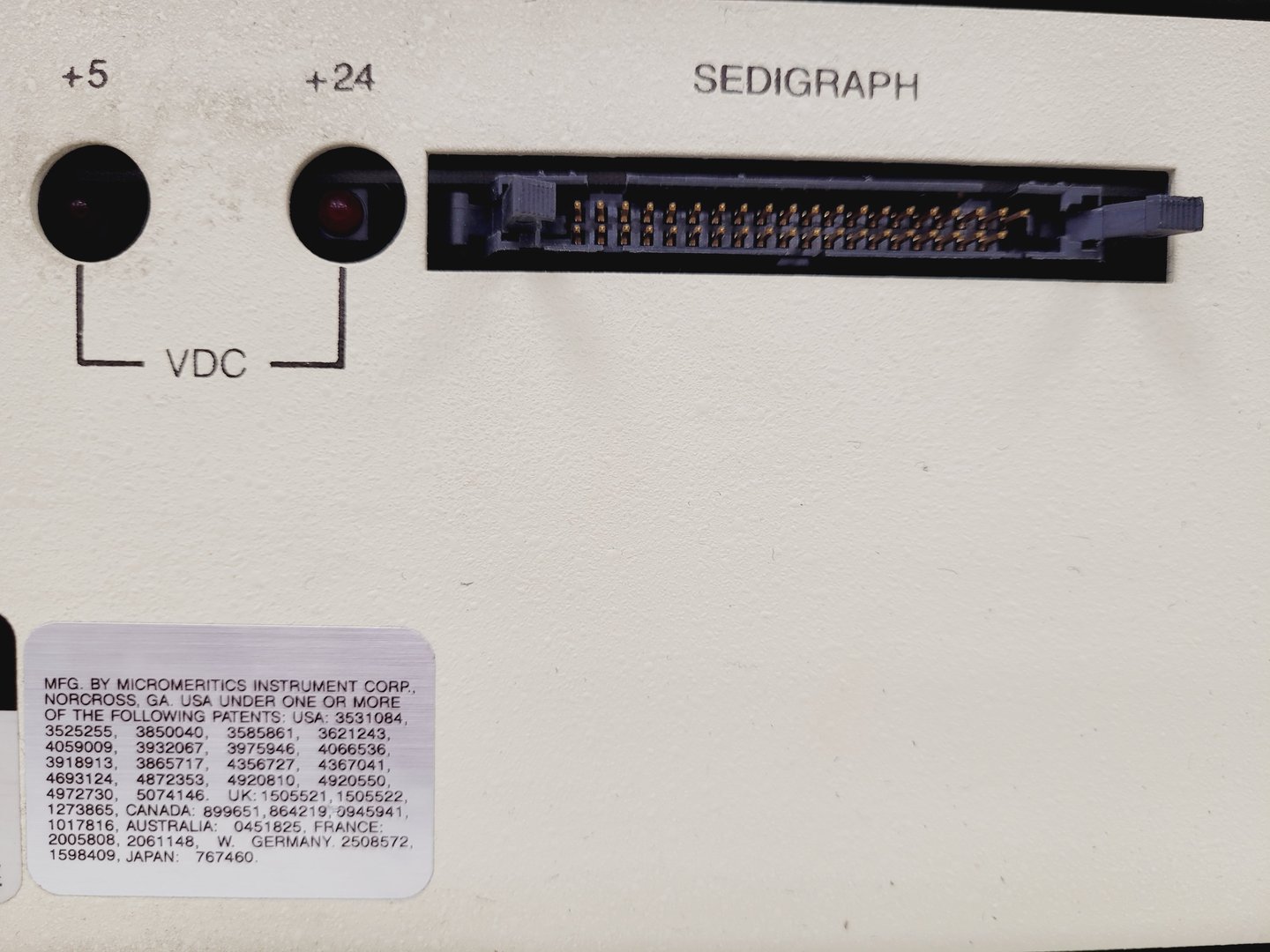 Image of Micromeritics SediGraph 5100 Particle Analysis System & MasterTech 051 Lab