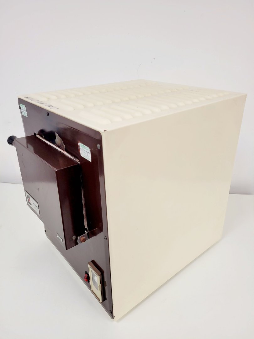 Image of Eurotherm Carbolite EML Laboratory Furnace Lab