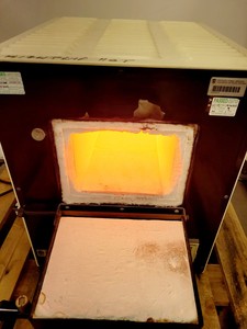 Thumbnail image of Eurotherm Carbolite EML Laboratory Furnace Lab