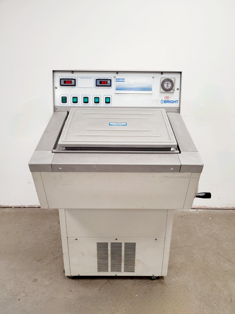 Bright Instruments Bright Refrigerated Cryostat Microtome OTF/AS Lab