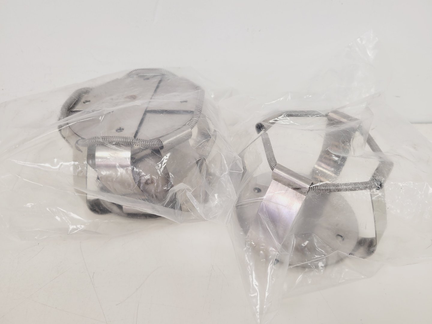 Image of Eppendorf New Brunswick S41i CO2 Incubator Shaker Lab