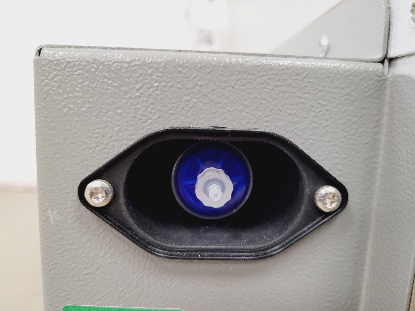 Image of Eppendorf New Brunswick S41i CO2 Incubator Shaker Lab