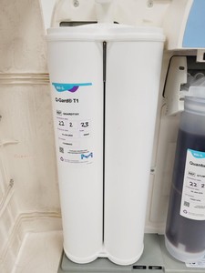Thumbnail image of Millipore Milli-Q Advantage A10 & Q-POD Water Purification System