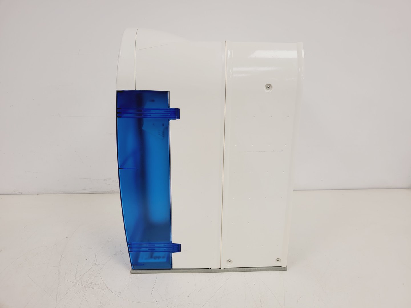 Image of Millipore Milli-Q Advantage A10 & Q-POD Water Purification System