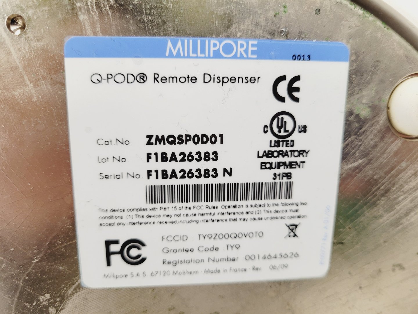 Image of Millipore Milli-Q Advantage A10 & Q-POD Water Purification System