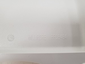 Thumbnail image of Millipore Milli-Q Advantage A10 Q-PodWater Purification System Faulty Screen