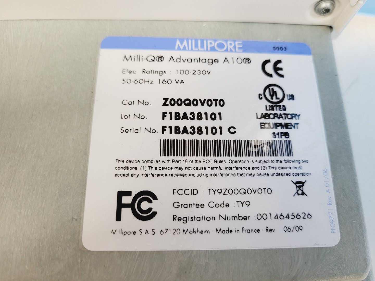 Image of Millipore Milli-Q Advantage A10 with Q-POD Water Purification System Lab