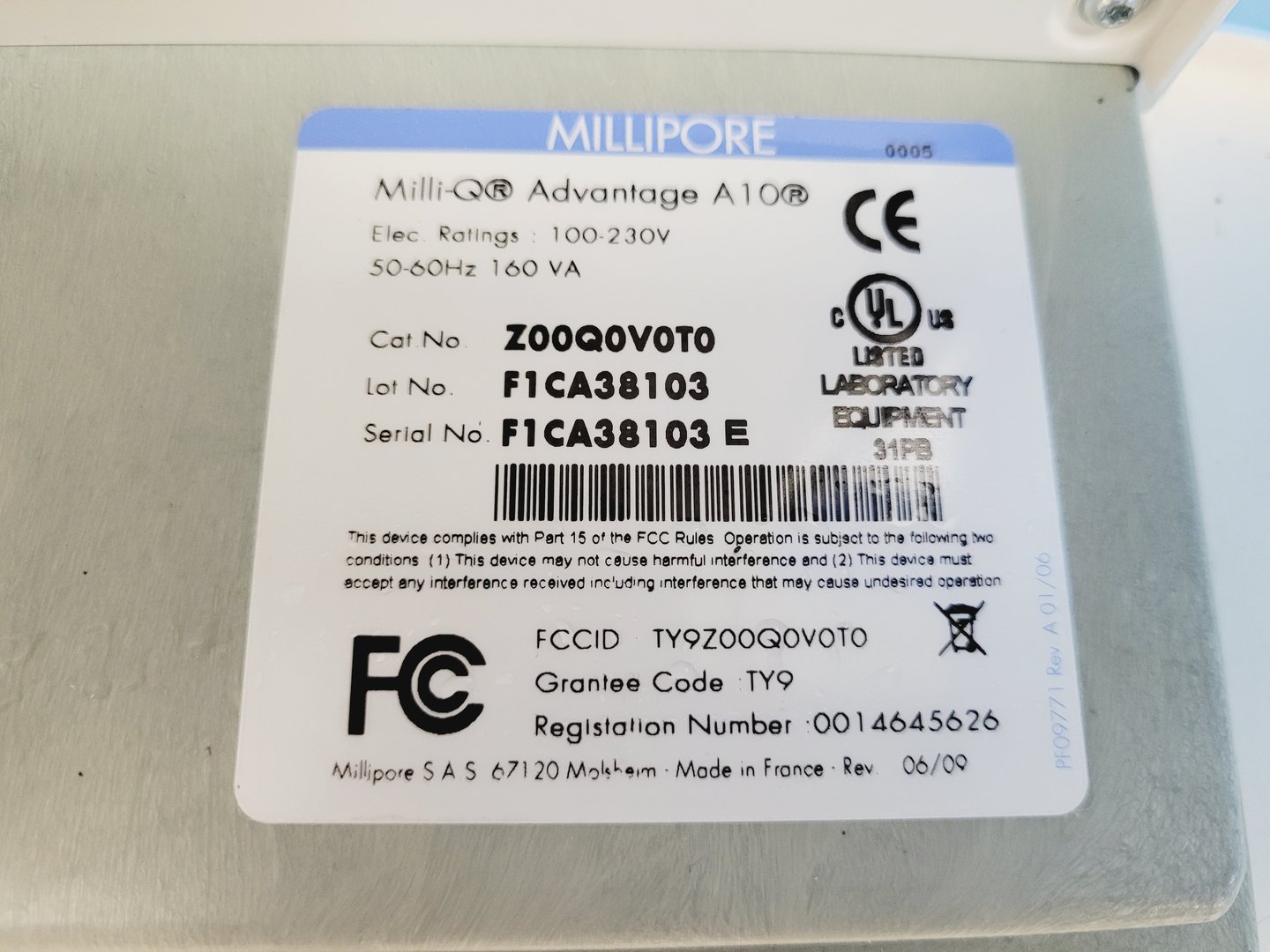 Image of Millipore Milli-Q Advantage A10 w/ Q-POD Water Purification System