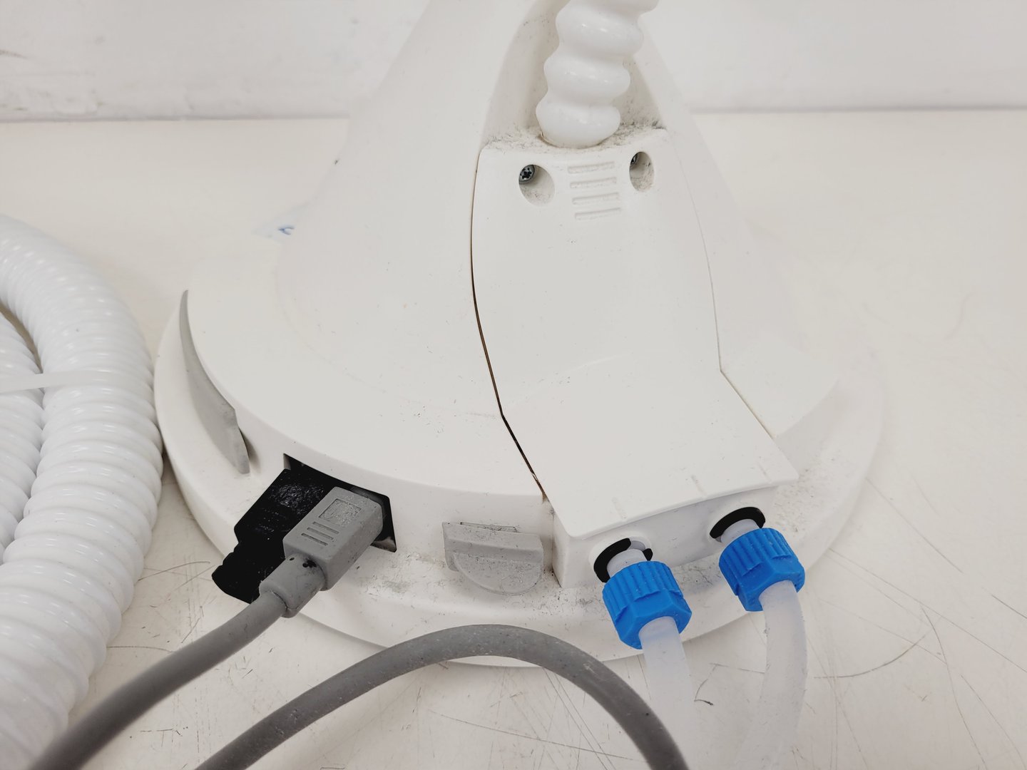 Image of Millipore Milli-Q Advantage A10 w/ Q-POD Water Purification System