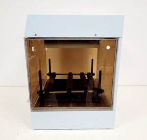 Thumbnail image of Stuart Scientific Shaking Platform Orbital Incubator SI 50 SI50 Lab